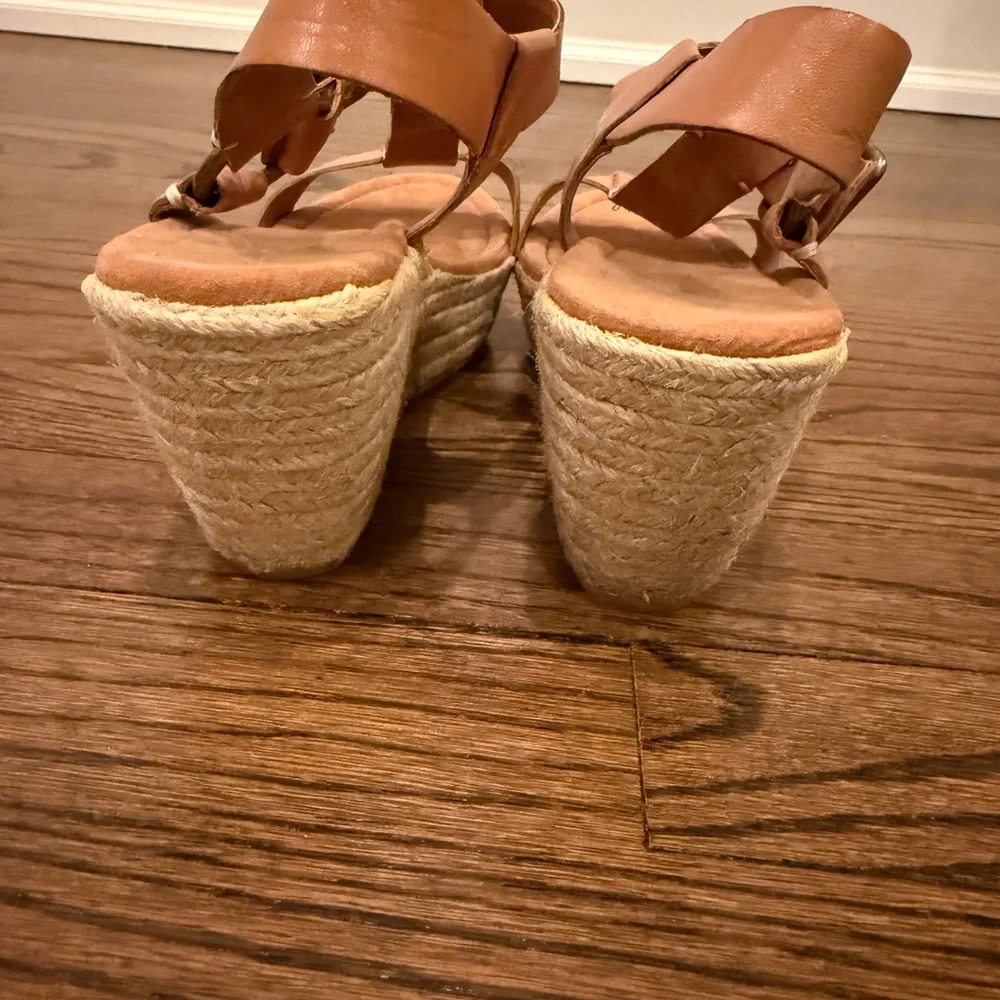 Lucky Brand Fiora Tan Leather Espadrille Wedge Sandals Size 8.5